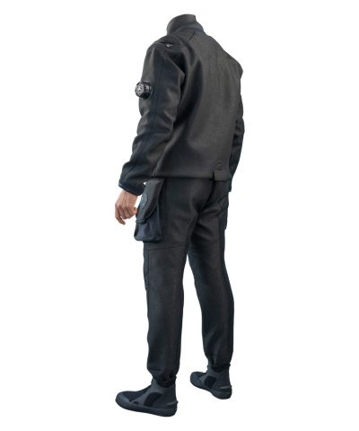 DiveSystem Solo N Dyneema Trockentauchanzug Rückansicht schräg von DiveSystem