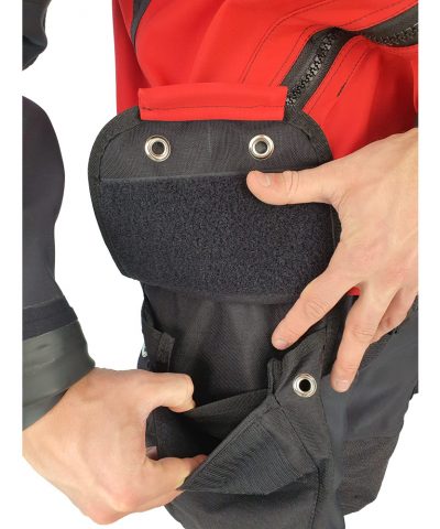 DiveSystem Solo Expedition Trockentauchanzug 24 DiveSystem Solo Expedition Trockentauchanzug Tasche Innenfach Detail von DiveSystem