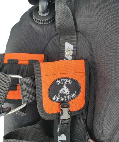 DiveSystem Tekky Wing-Jacket 13 DiveSystem Tekky Wing Jacket Detail Hintertasche Cordura von DiveSystem